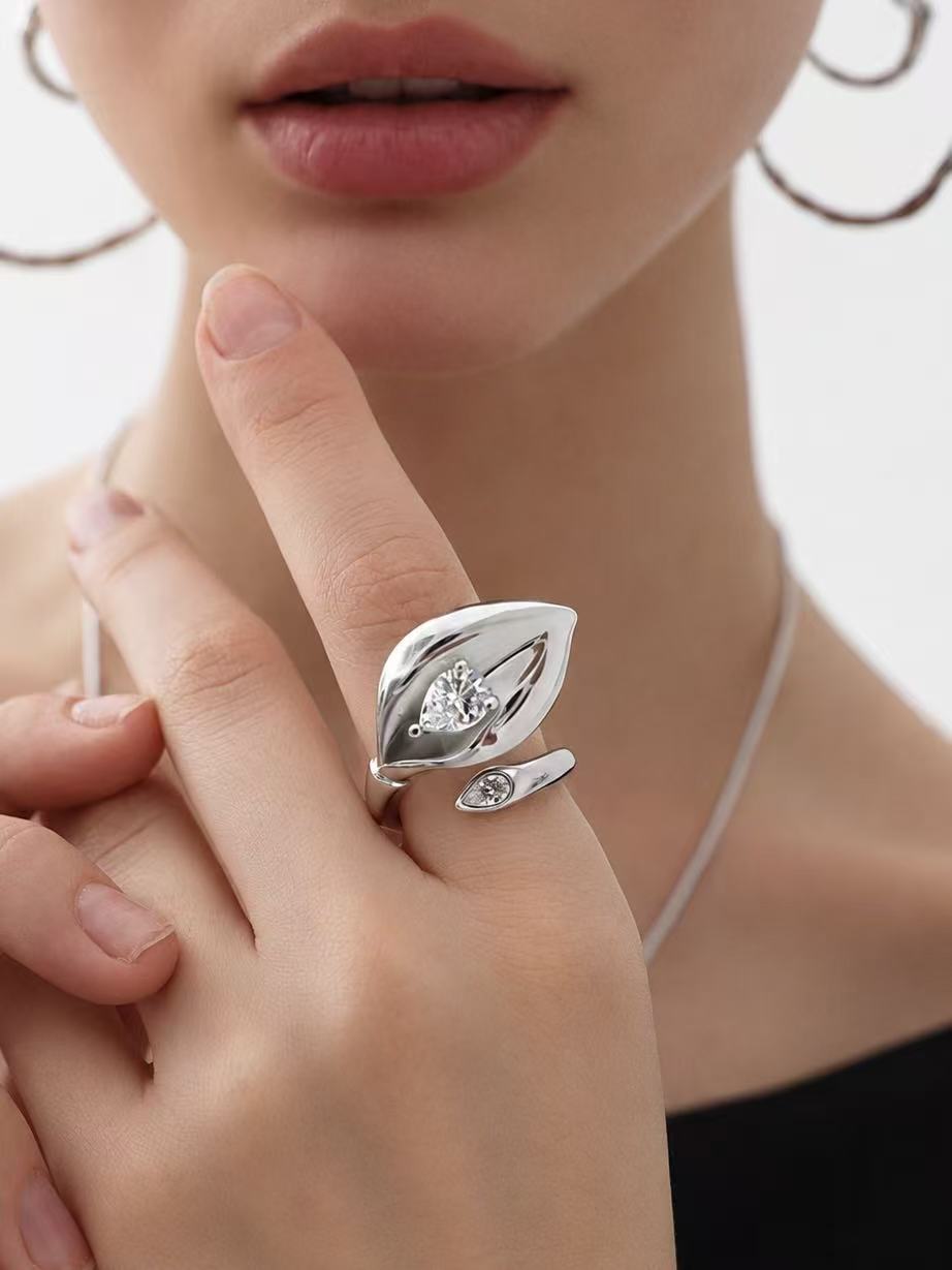 MUSELF Calla Lily Open Ring – Elegant Adjustable Statement Ring in Copper Alloy