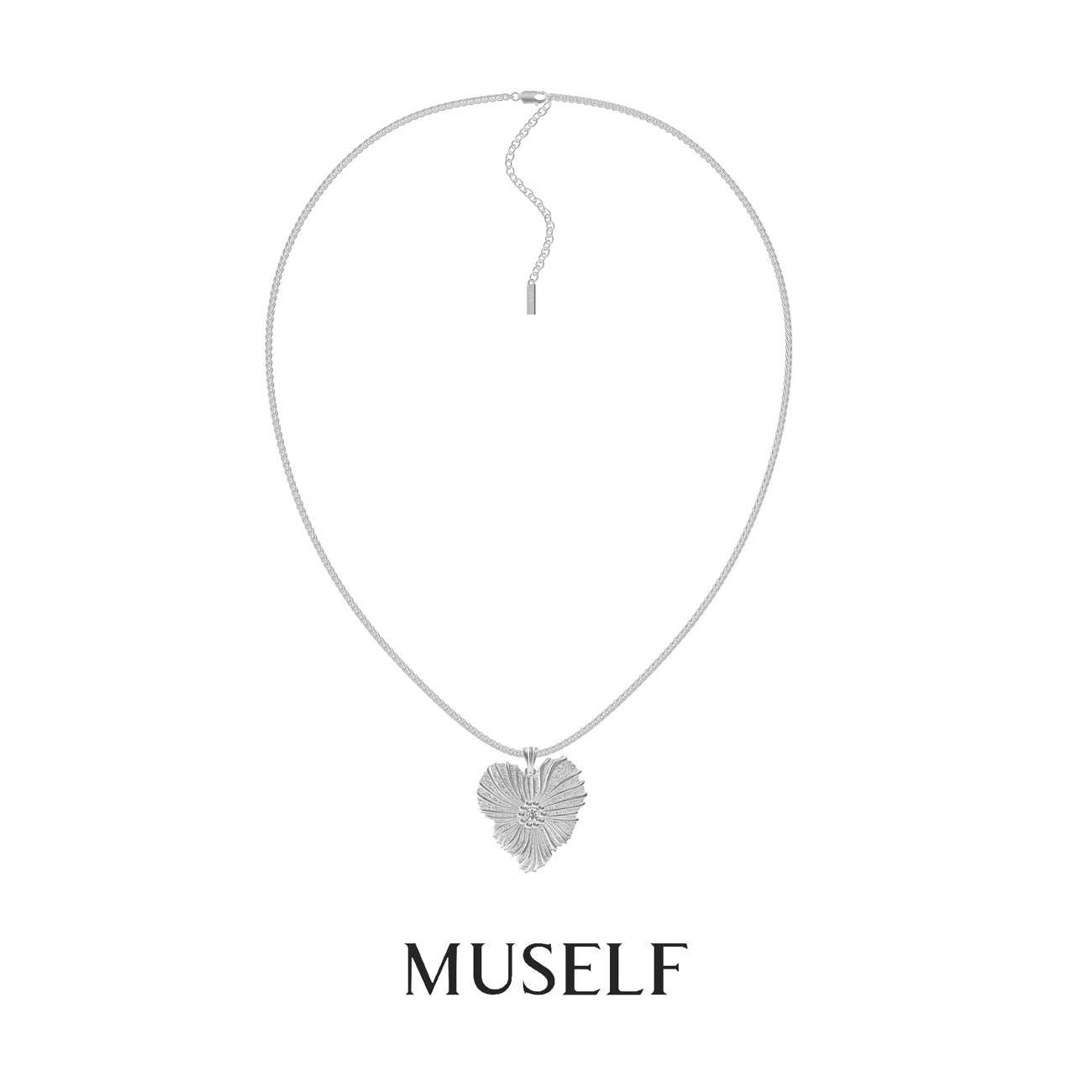 MUSELF Blooming Heart Necklace Vintage-Inspired Brass Necklace with an Elegant Floral Design